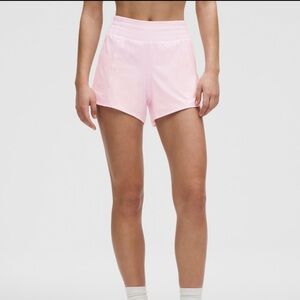 NWOT lululemon hotty hot high rise 4” short